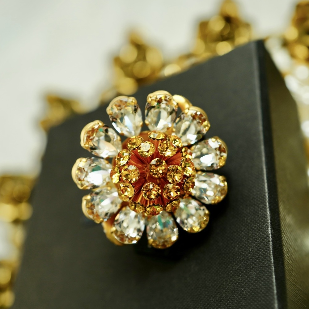 CRYSTAL DOLCE GABBANA RING size 5